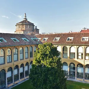 Отель Palazzo Delle Stelline, Милан