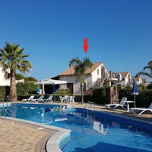 Mansarda Con Vista Piscina , Campofelice Di Roccella Italien